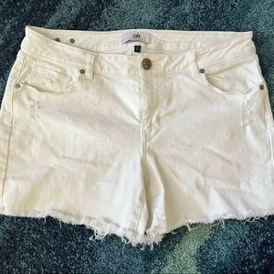 Cabi #5398 White Tomboy Shorts Size 10